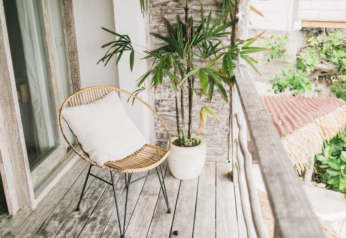 Nábytok na balkón – zariaďte si oázu pokoja